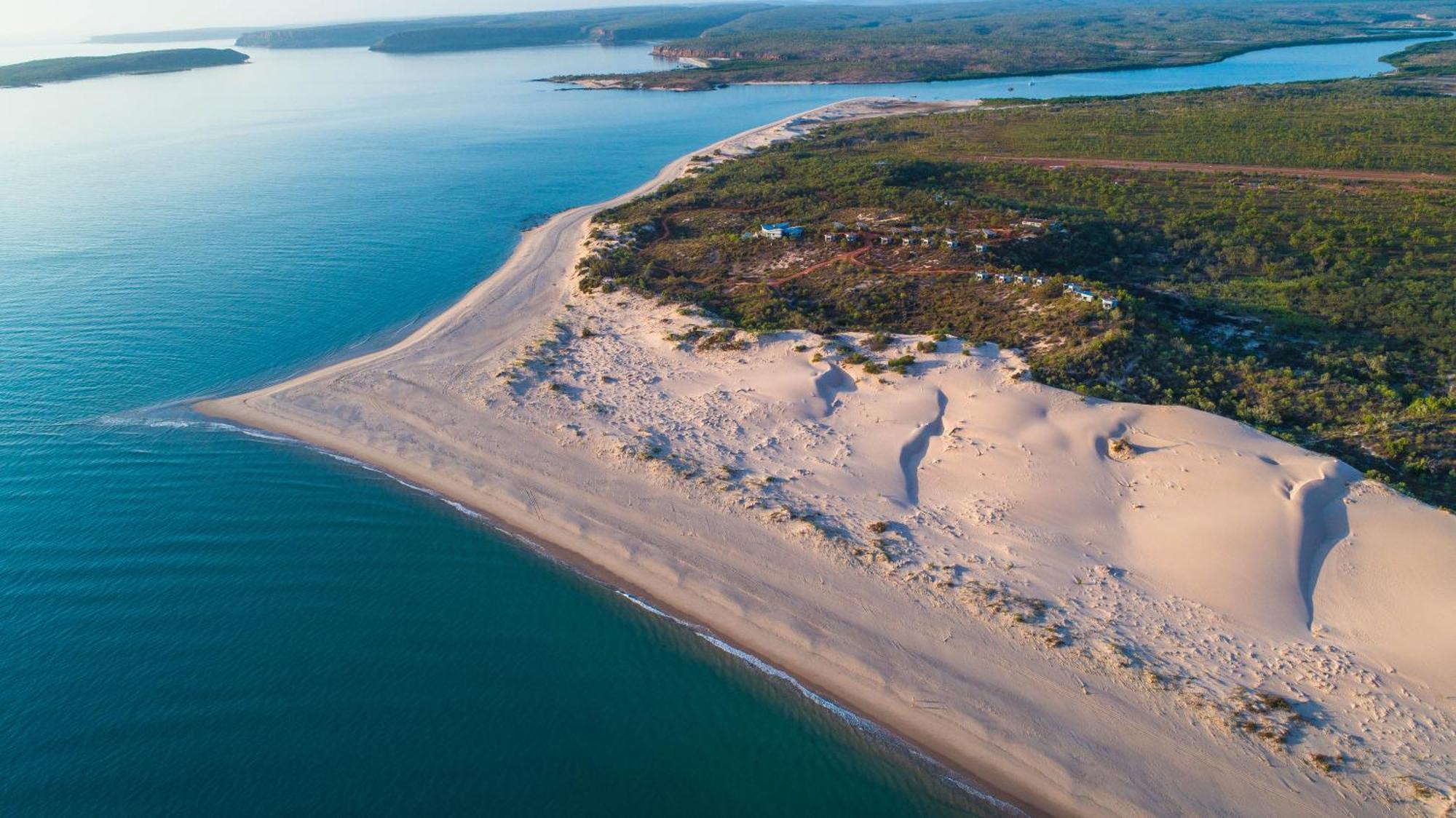 Berkeley River Lodge Екстериор снимка