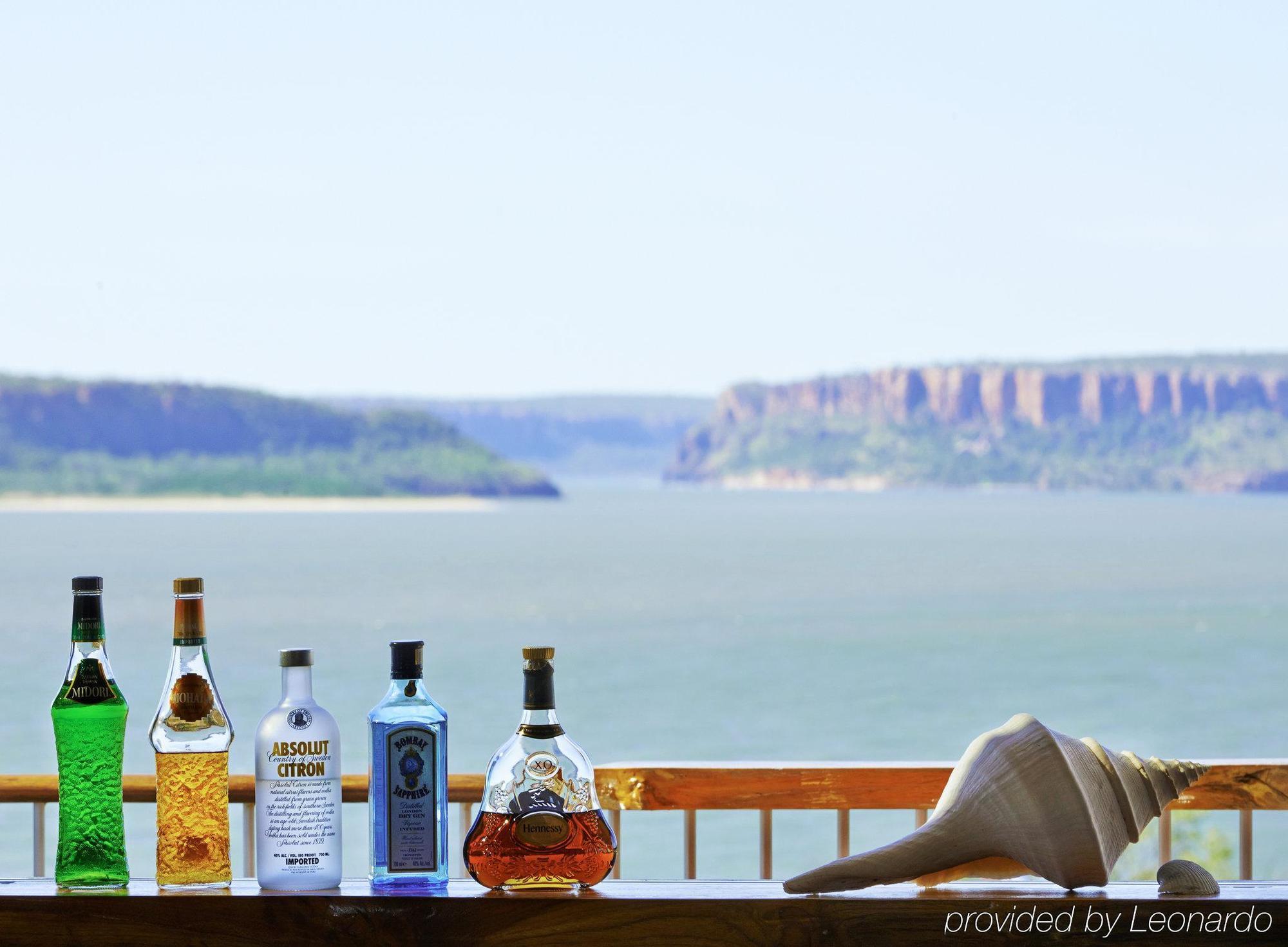 Berkeley River Lodge Екстериор снимка