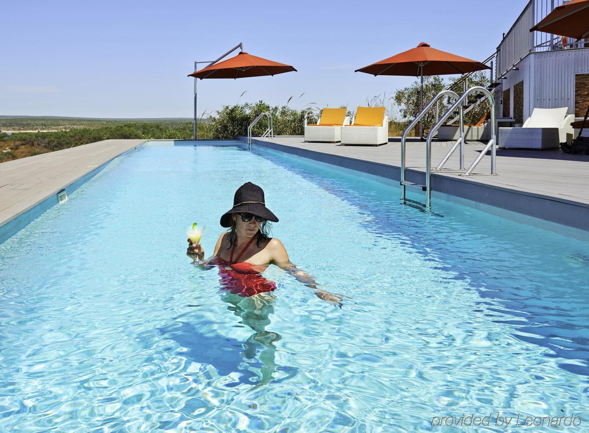 Berkeley River Lodge Екстериор снимка