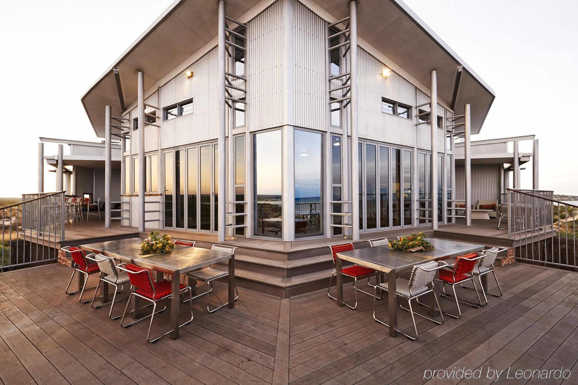 Berkeley River Lodge Екстериор снимка