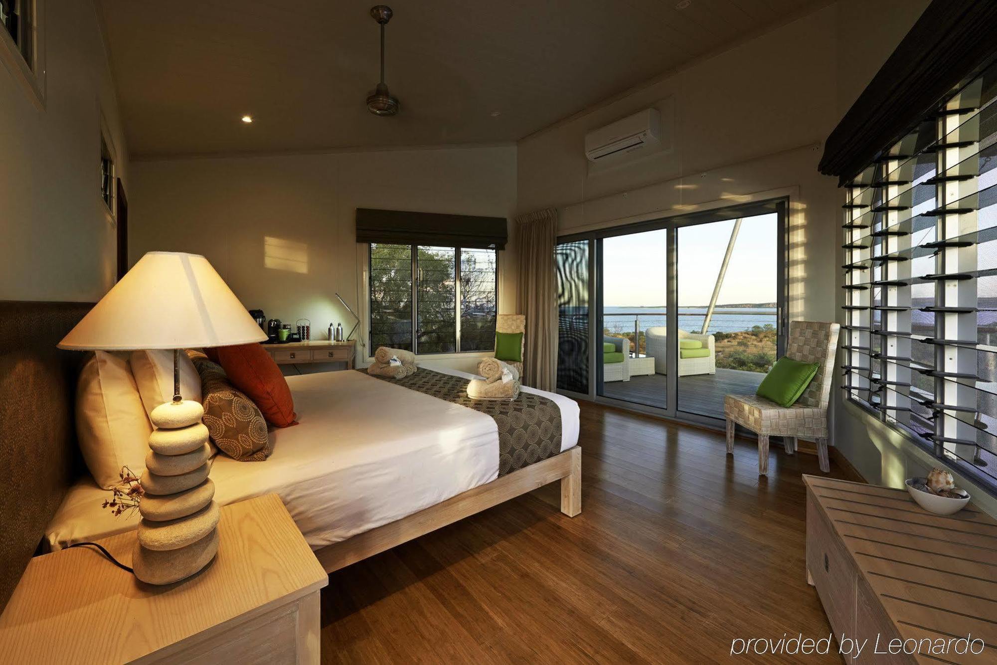 Berkeley River Lodge Екстериор снимка