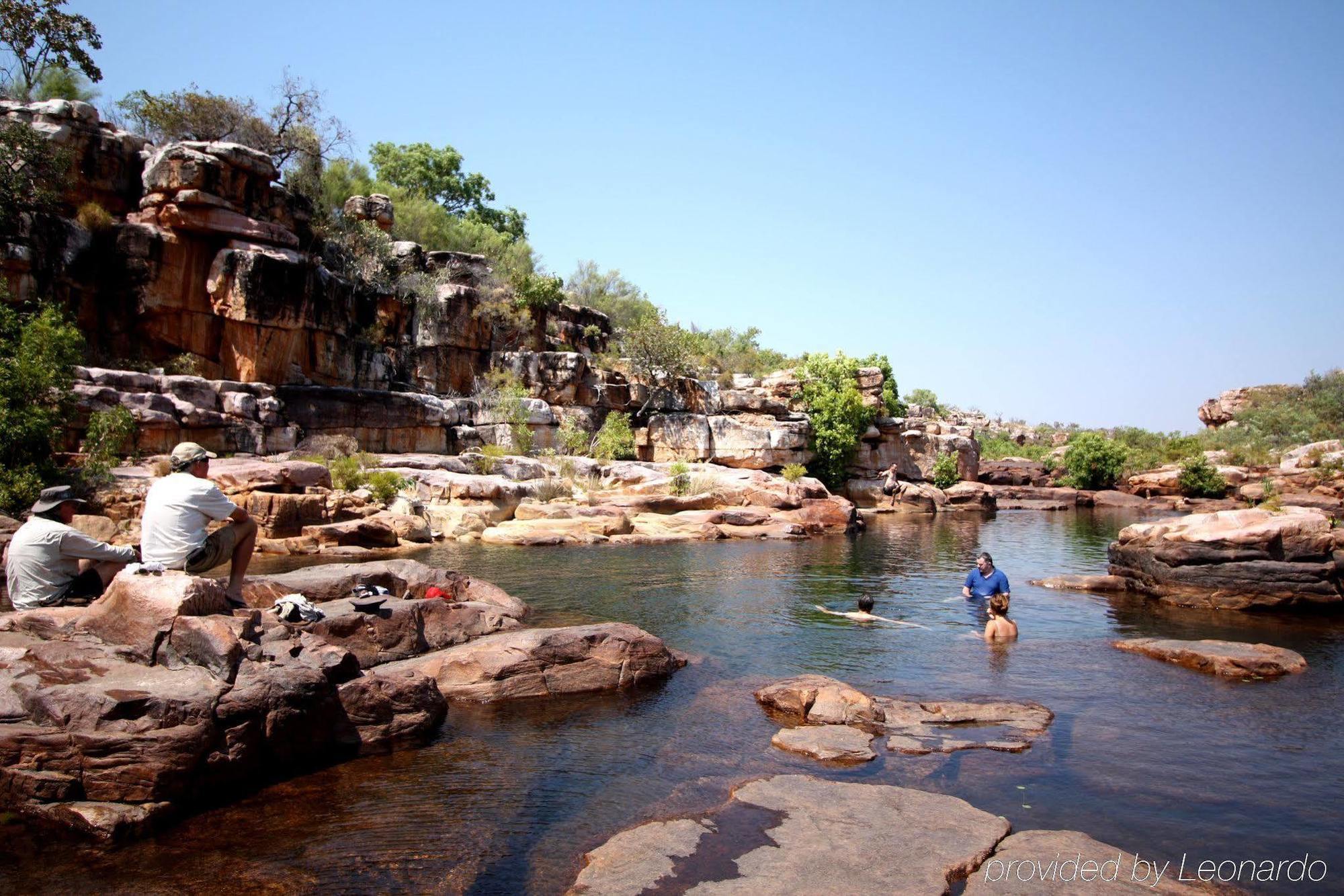 Berkeley River Lodge Екстериор снимка